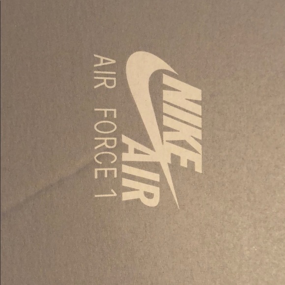 Nike Air Force 1’s in box - Picture 3 of 4